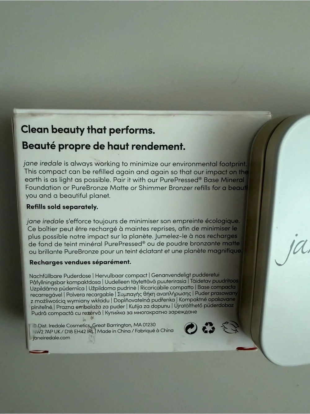 Jane Iredale PurePressed Mineral Foundation Refillable Case +Refill Shade SATIN